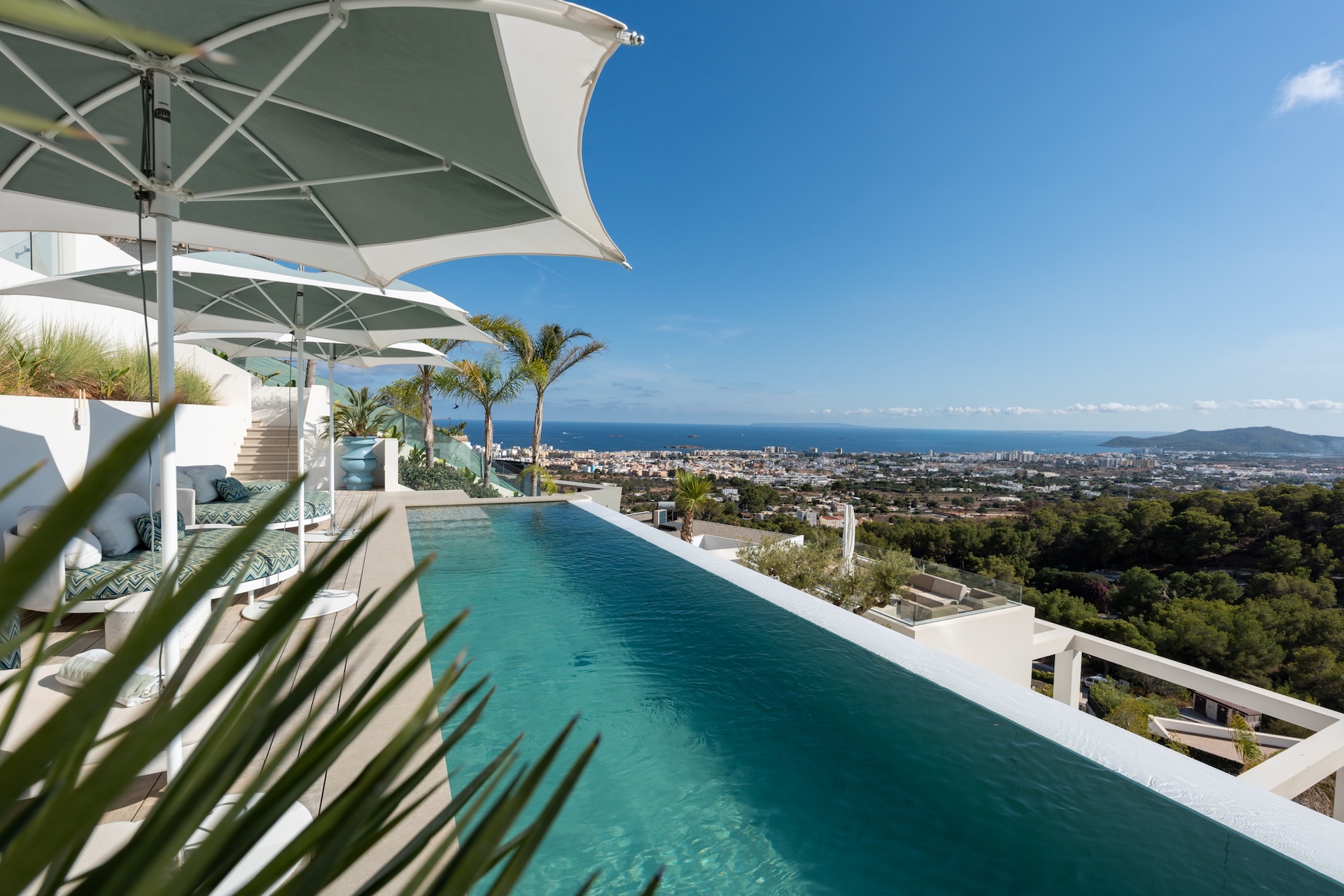 Resa Estates Ibiza Cas Mut villa te koop sale pool and view 4.jpg